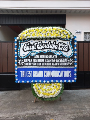 Papan Bunga Duka di Padaasih